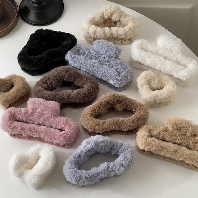 Autumn And Winter Plush Grab Clip Maillard Rectangular Shark Clip Back Of Head Love Fluff Clip Cloud Disc Hair Accessories Women