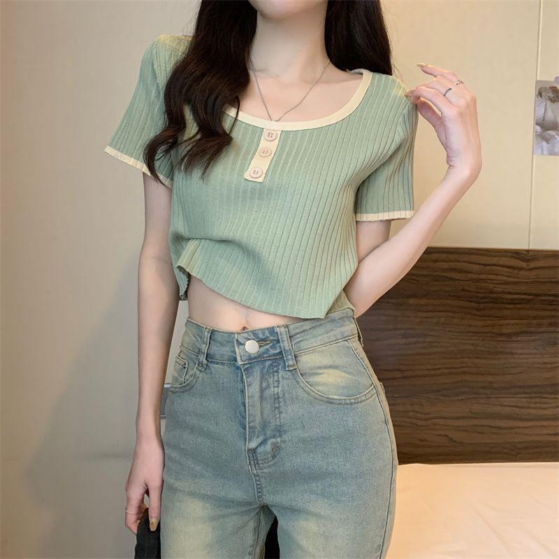 Square Neck Color Blocked Short Sleeved T-shirt for Women In Summer French Style Spicy Girl Knitted Base Shirt Front Shoulder Top