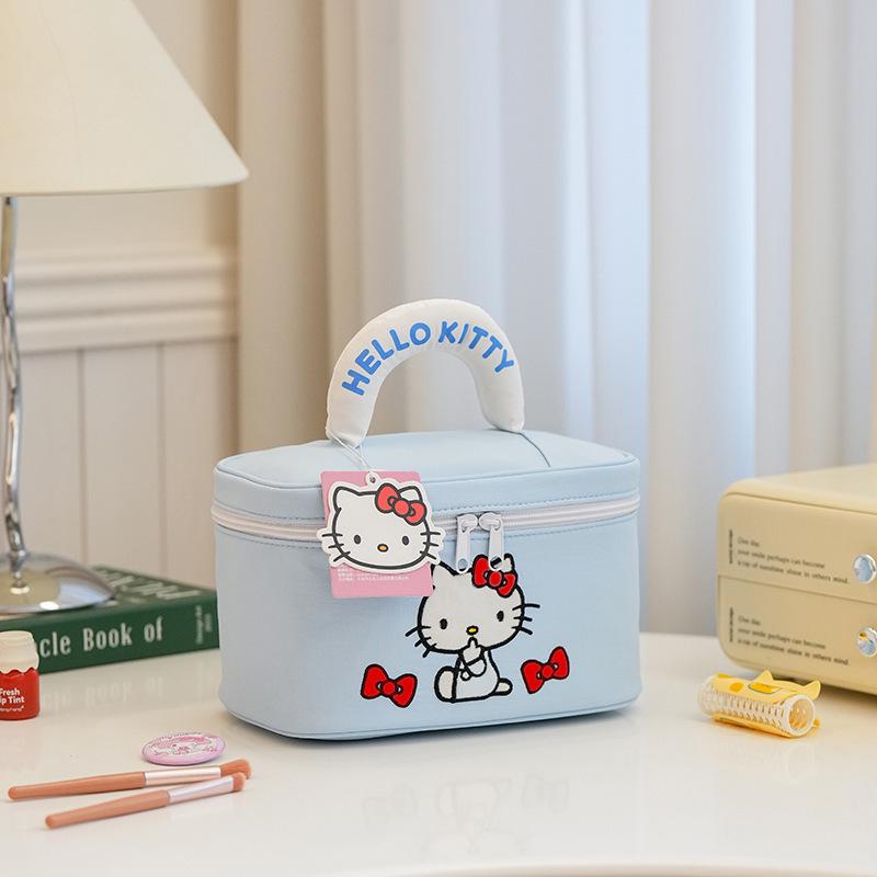 Сумка-портфель Sanrio 3D с мультяшным рисунком: Дорожная косметичка большой вместимости