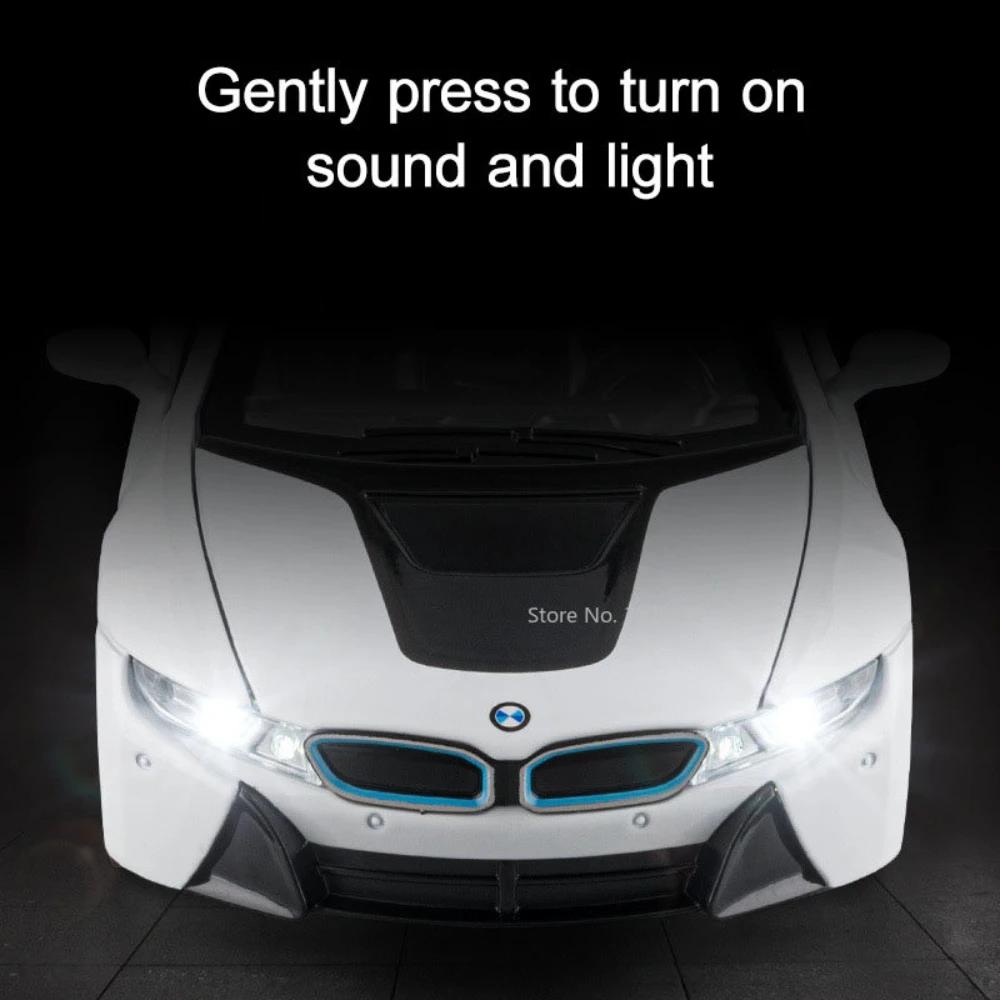 1/22 I8 Super Car Model Alloy Diecast Toy Vehicles with Sound Light Pull Buck High Simulation Model Car Boy Toy Gifts Collection