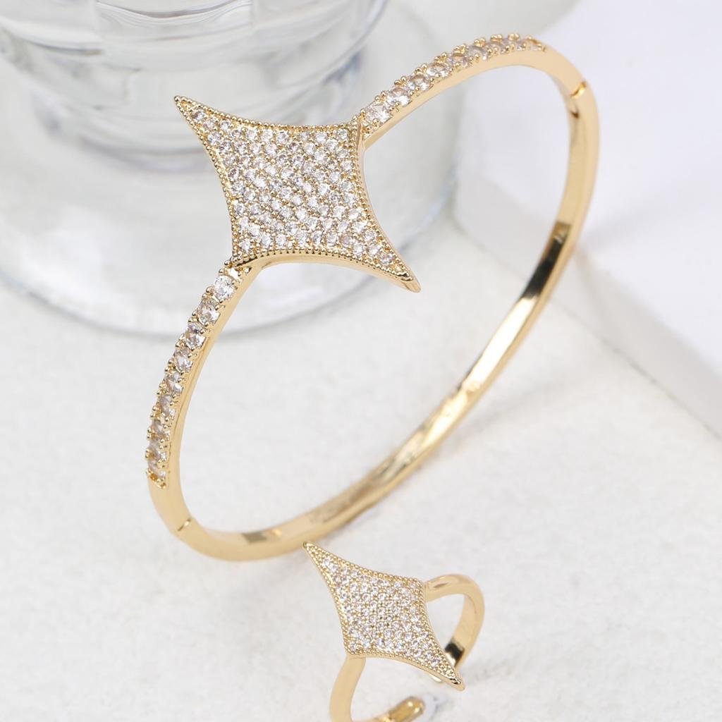 European and American Four-pointed Star Bracelet Ring, Light Luxury and High-end Zircon Sparkling Bracelet