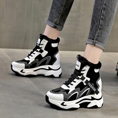 2025 Зимние Ботинки из Натуральной Кожи Женские Снежные Сапоги Высокие Теплый Плюш для Холодной Зимы Бренд Женские Ботильоны Толстая Подошва Увеличение Высоты 9 см