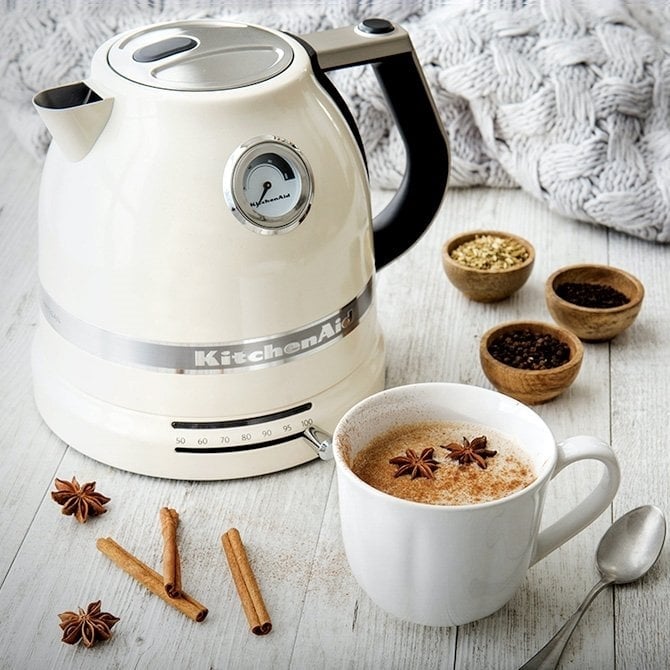 Чайник Kitchenaid Artisan 1,5 л 5Kek1522 Цвет Kitchenaid: Кремовый Глянец