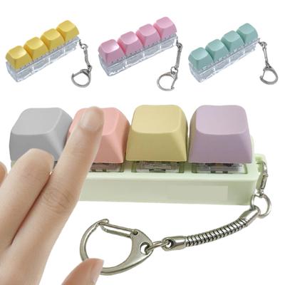 Механическая клавиатура Fidget Keychain Снятие стресса и беспокойства Портативная тихая для путешествий Для детей и взрослых 4-клавишная клавиатура с сенсорными клавишами Игрушка