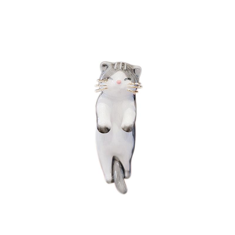 Cute Three-Dimensional Kitten Brooch Year Creative Design Pin Sweater Accessories Women'S Suit Pin