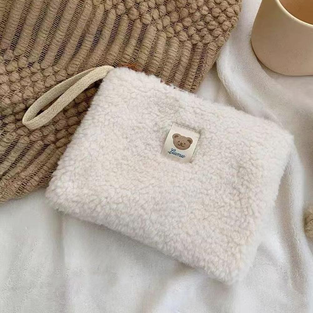 Plush Cosmetic Bag Portable Ladies Wash Bag Large Capacity Multi-function Casual Fashion Cute Bear Pattern for Weekend Vacation