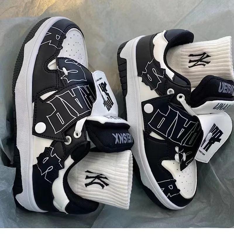 Fashion 2024 Couple New Board Shoes Durable Lightweight Thick Sole Sneakers Women's Versatile Casual Running Shoes Zapatos Para Hombres