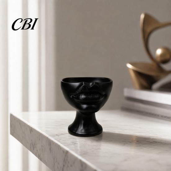 Succulents Plant Pot 3D Printed Lip-Shaped Flower Pot, Artistic Sculptural Planter with Matte Finish, Multifunctional Minimalist Desk Decor for Living
