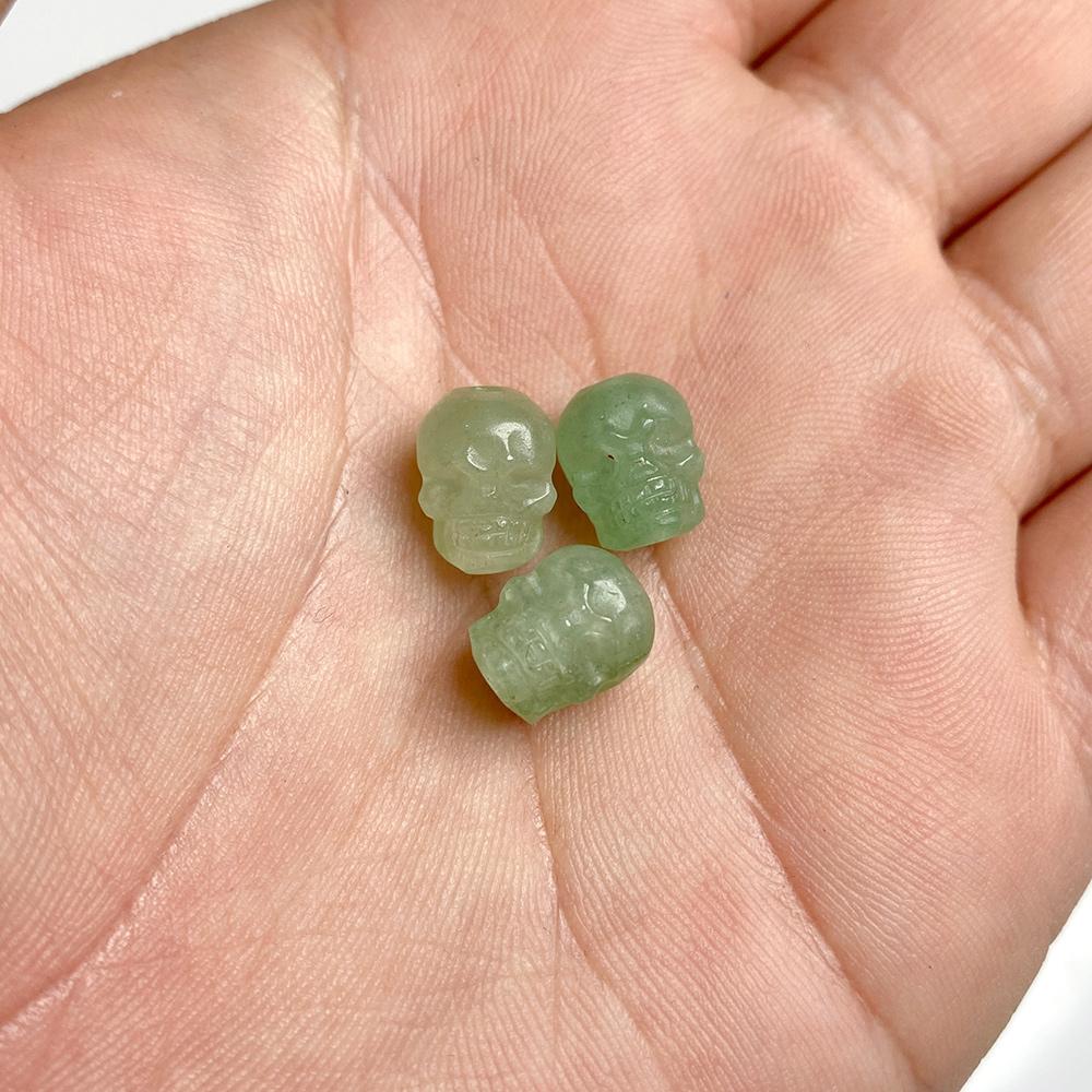 Миниатюрная статуэтка черепа Бусины-разделители из натурального камня Шарм Целебные кристаллы Реки Каменная фигурка для колдовства Минеральный аксессуар Подарок