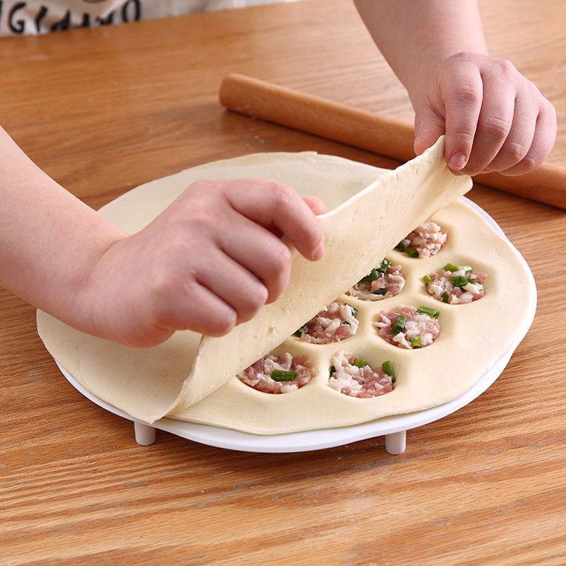 1pc-Kitchen Dough Press Wonton Dumpling Making Mold Diy Pasta Small Tools