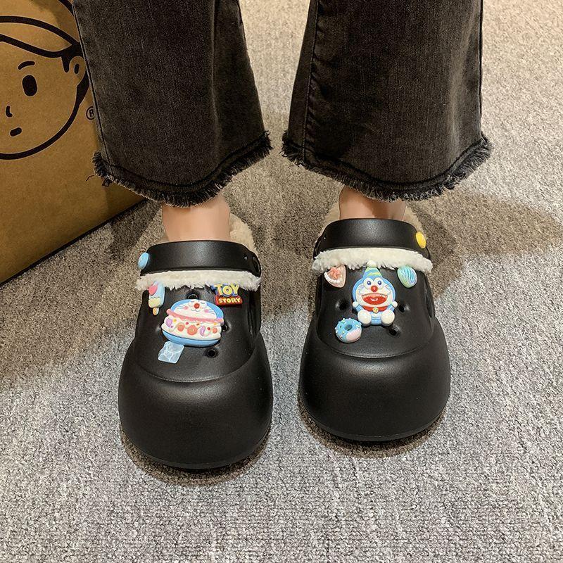 Модная верхняя одежда женские нескользящие пушистые тапочки на толстой подошве 2025 зима новая милая мультяшная теплая бархатная хлопковая обувь