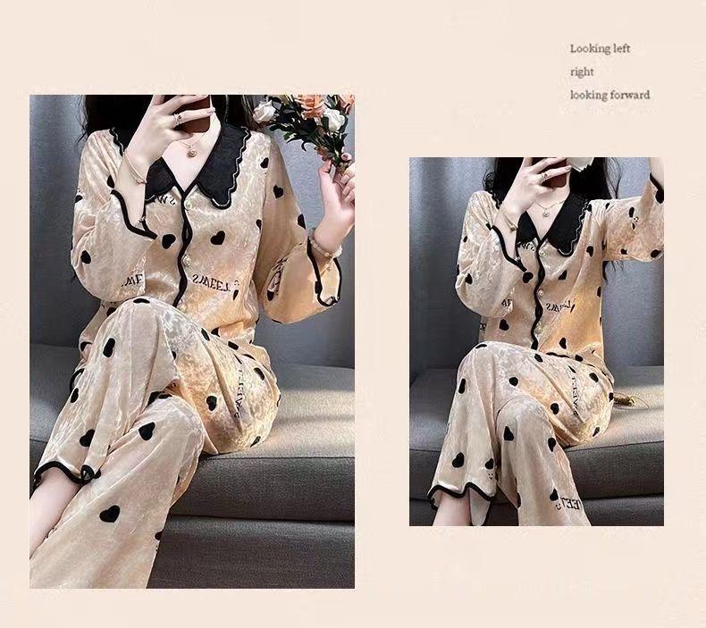 Женский пижамный комплект из золотого велюра с нагрудными вкладышами - Высококачественный кардиган с длинным рукавом, костюм-двойка для осени/зимы 2024.