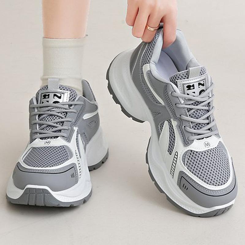 Fashion Breathable Mesh Running Sneakers Women Spring Autumn Fashion Mix Color Platform Sports Shoes Woman Lace Up Non Slip Shoes Female
