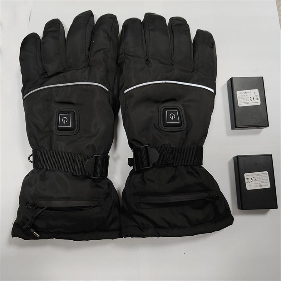 1.The Waterproof Layer Inserts Moisture From The Wick And Helps Keep Hands Warm And Dry During Exercise And Play.