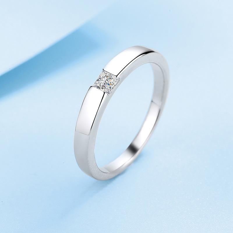 Tezzc Moissanite Wedding Party Ring for Women Men Sterling Silver with Gold Plated Lab Diamond Rings with Certificates