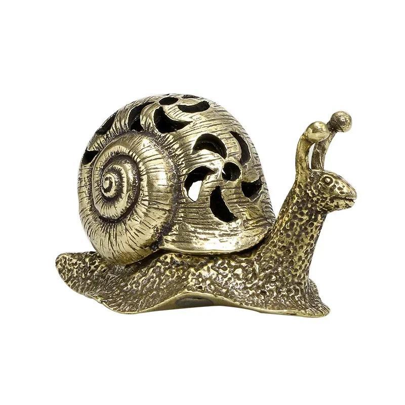 New Antique Brass Snail Statue Creative Aromatherapy Supplies Desk Ornament Traditional Craft Accessory Creative Gift Decoration