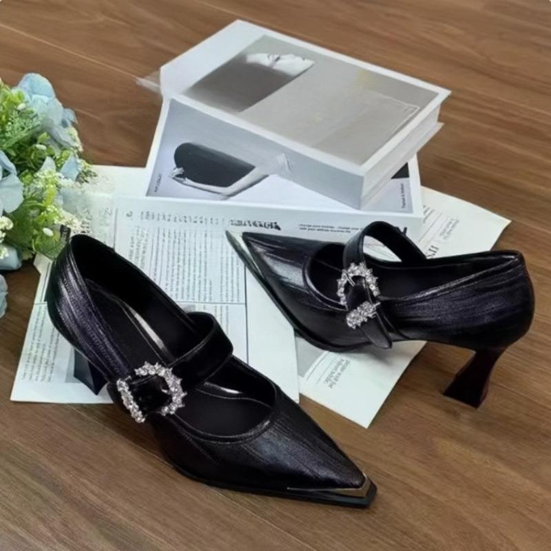 Новые Универсальные Темпераментные Стразы Взрывные Однополосные Ультрамягкие Низкие Лодочки с Острым Носком и Мелким Вырезом