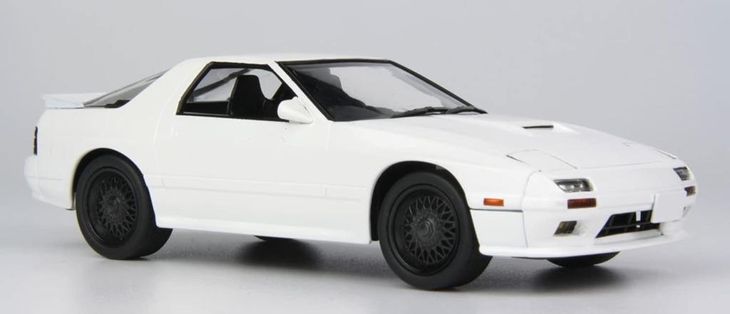 Mazda Savanna FC3S Crystal White Plastic Model Kit MN07 PLATZ/MONO 1/32 RX-7 Pre-Colored (Automobile)