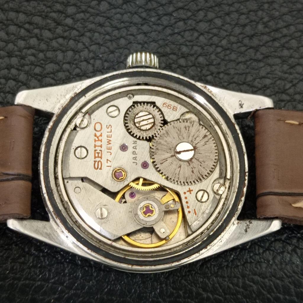 ВИНТАЖНЫЕ МЕХАНИЧЕСКИЕ ЧАСЫ SEIKO 66B JAPAN BOY С КРАСНЫМ ЦИФЕРБЛАТОМ, ВОССТАНОВЛЕННЫЕ a704664-1