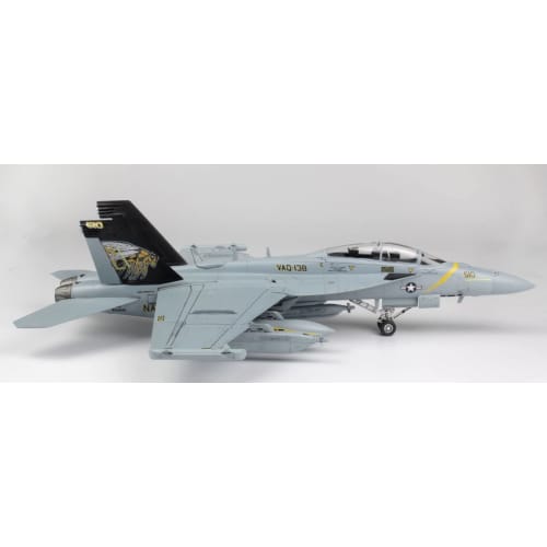 PLATZ/Italeri 1/48 scale U.S. Navy Electronic Warfare Aircraft EA-18G Growler VAQ-138 Yellow Jackets Plastic Model TPA-17