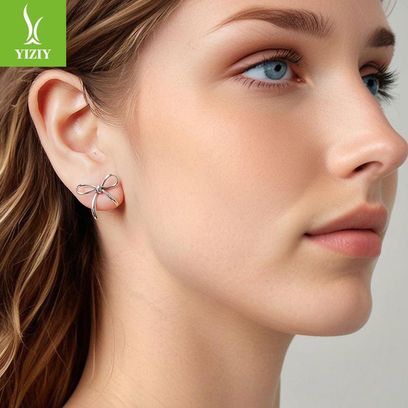 Simple S925 Sterling Silver Stud Earrings Women, Versatile Princess Style Whole Body Silver Stud Earrings