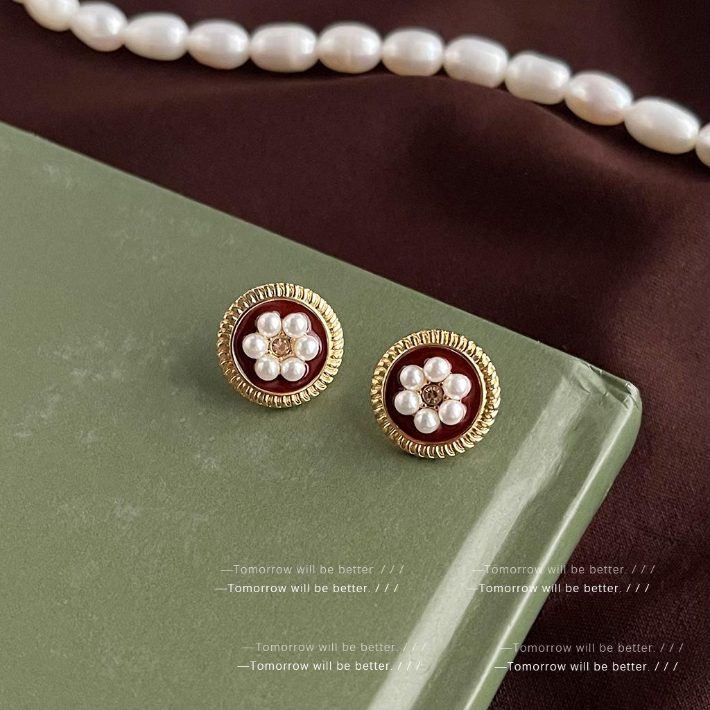 French Red Oil Drop Earrings - Retro, High-End, Light Luxury, Medieval Style for Women