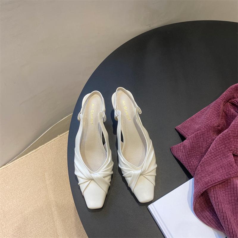 Дизайн Сандалии Женские 2024 Новые Ретро Каблуки Женская Обувь Пряжка с Острым Носком Мелкий Вырез Два Варианта Носки Sandalias De Tacon