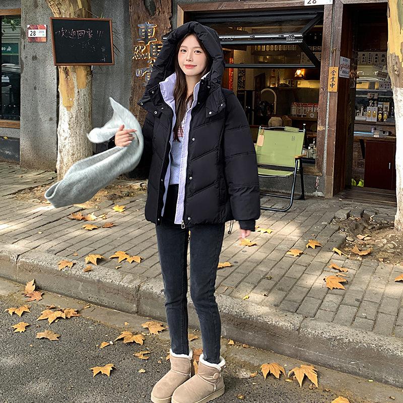 Женская короткая куртка на утином пуху 2024 года, зимняя, новая, утепленная, с маленьким капюшоном, контрастного белого цвета