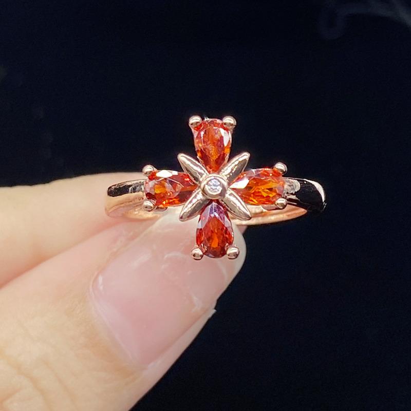 BELLA BOX Высококачественная циркониевая сетка, красная прямая трансляция, вспышка, цвет огня, новая имитация граната, четырехлистный клевер, открытое кольцо для девочек
