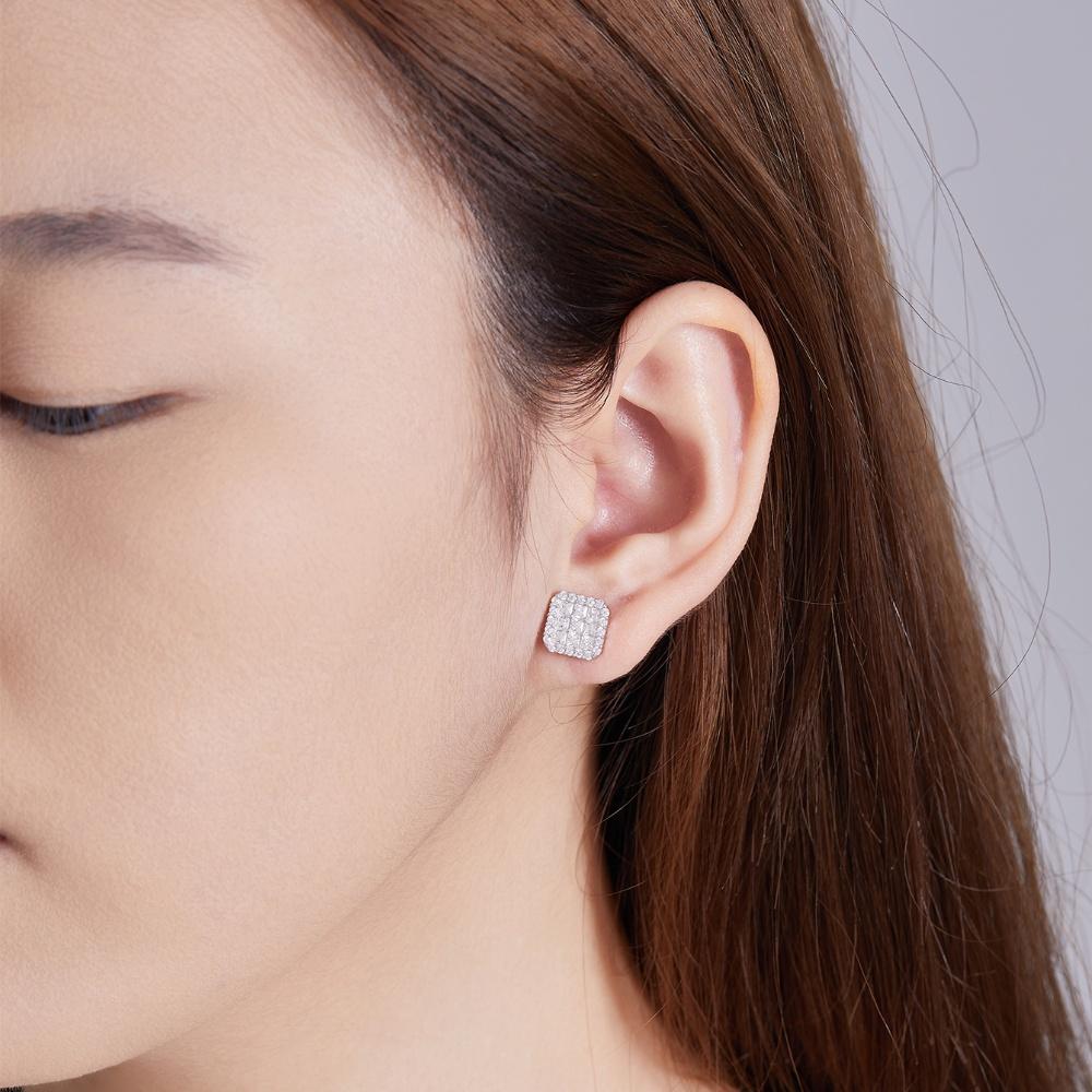 Unique 925 Sterling Silver Ladies Moissanite Stud Earrings Vintage Non Tarnish Womens 925 Silver Earring