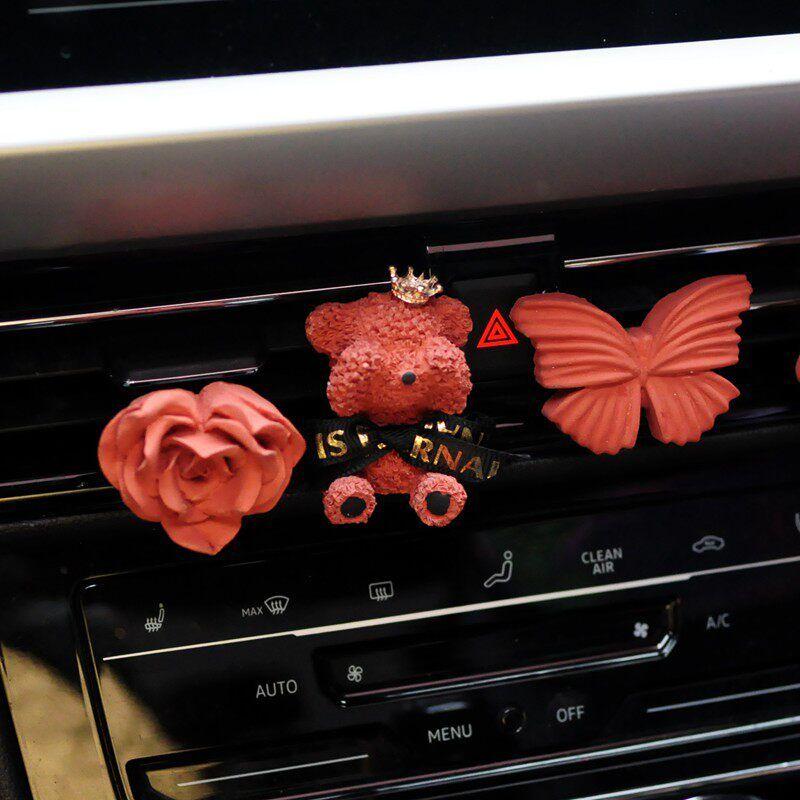 Cute Internet Celebrity Bear Car Aromatherapy Car Vent Teddy Bear Fragrant Stone Car Interior Decoration Perfume Aroma Diffuser