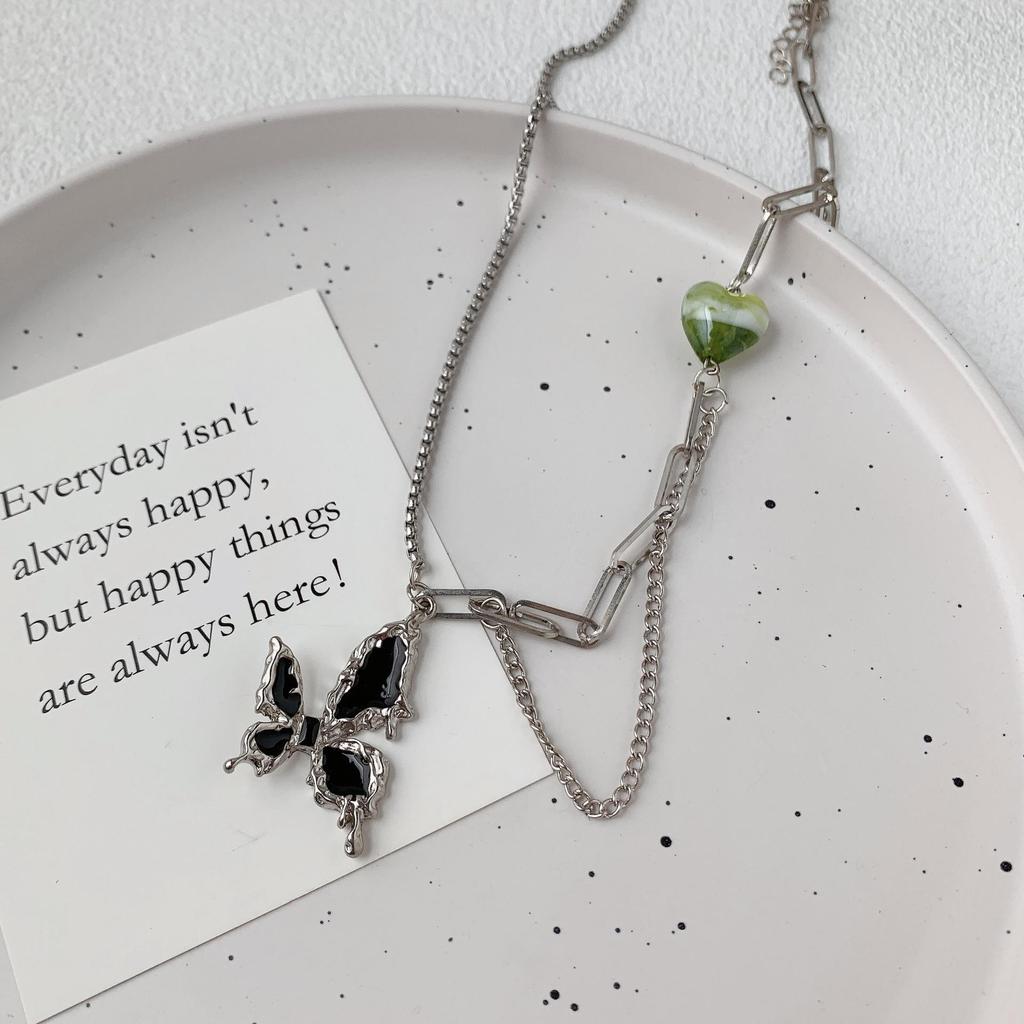 Многослойное циркониевое ожерелье и молочно-бело-голубые серьги Love: Элегантный и шикарный комплект цепочек на ключицу