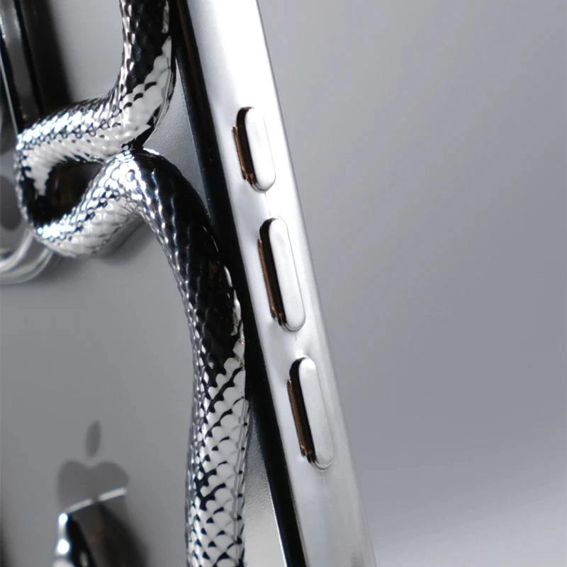 Матовый 3D полый чехол-накладка со змеей для iPhone 17 Air 16 11 12 13 14 15 Pro Max Plus с покрытием, теплоотводящий чехол Funda