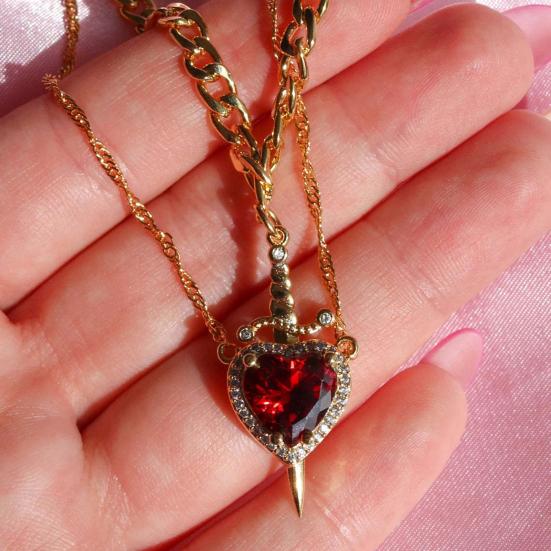 Женское ожерелье двухслойное с лезвием и кулоном в виде сердца, декор из красного страза, нержавеющая сталь