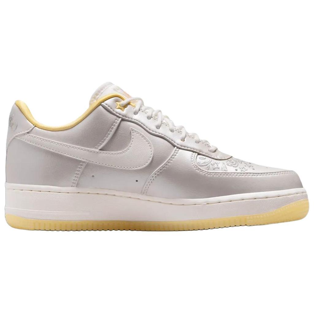 Nike Кроссовки Nike Air Force 1 Sail Soft Yellow Женские Белые IR8218118