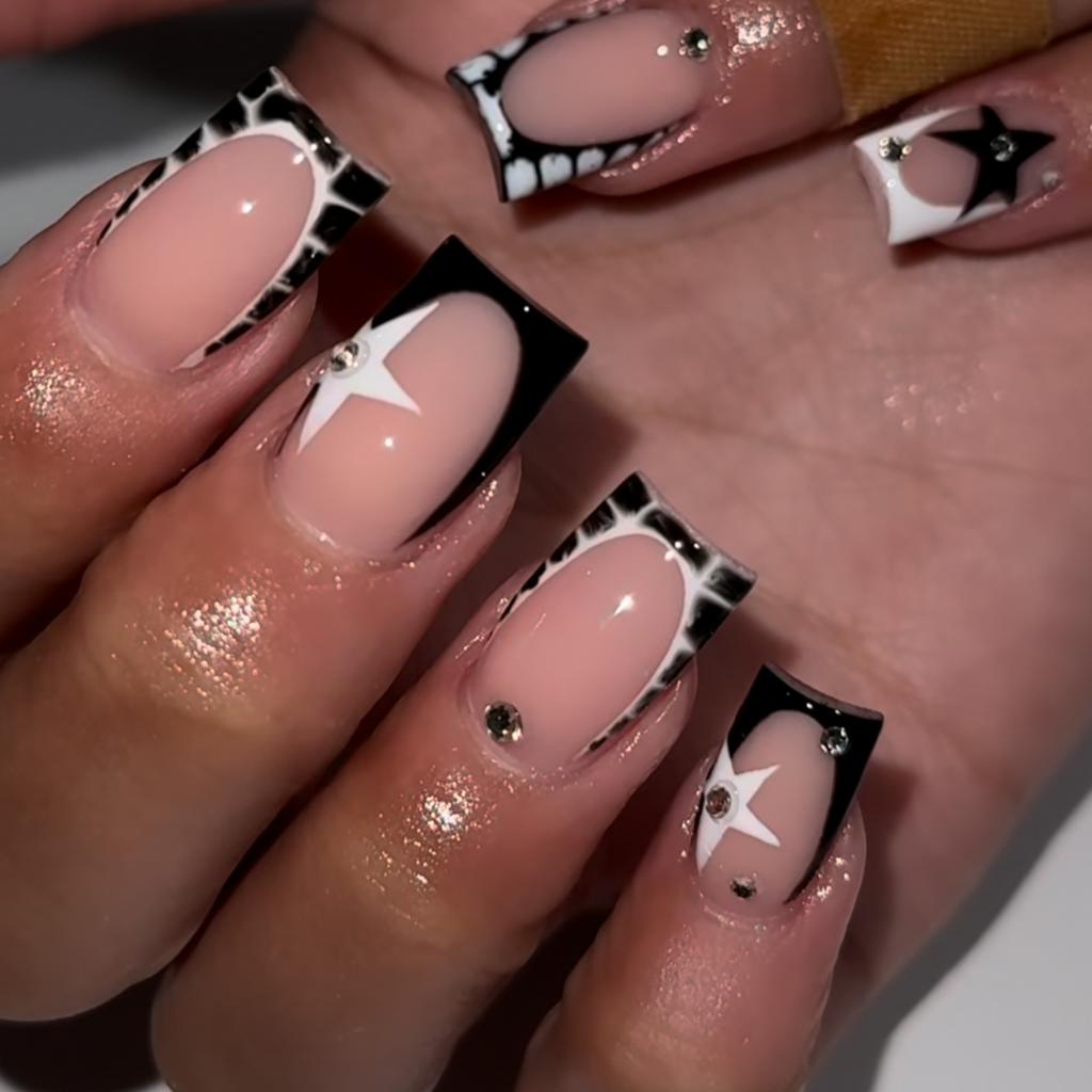24 шт. Глиттерные французские накладные ногти, простые черные звезды с цветными стразами, средние квадратные накладные ногти, ногти в стиле Инс