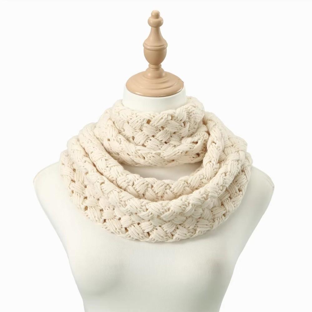 Knitted Material Knitted Ring Scarf Thick Warm Fabric Winter Knitted Scarf For Women