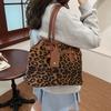 Ретро сумка с леопардовым принтом, большая вместимость, модная персонализированная сумка через плечо, новая универсальная сумка-тоут под мышкой
