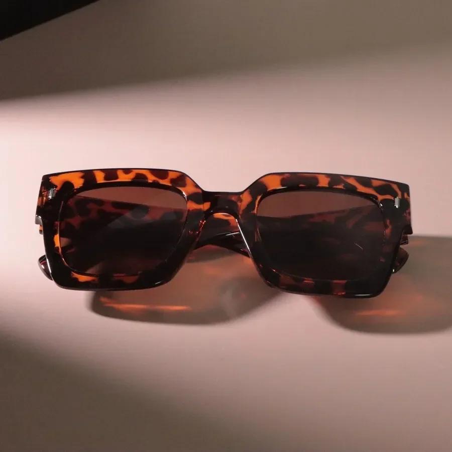 Stylish Square Sunglasses Vintage Brand Mirror Lens Sun Glasses for Women Men Fashion Colors Oculos De Sol