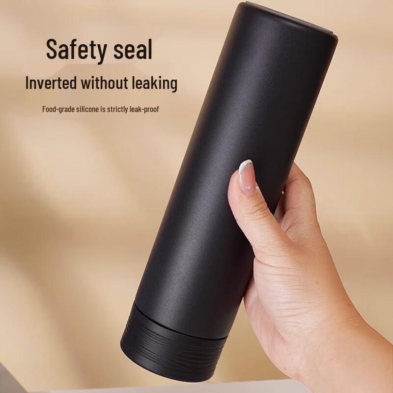 Cille Minimalist Stainless Steel Thermal Bottle