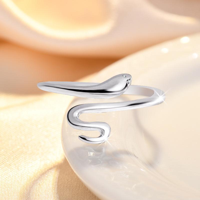 Модные женские простые кольца-змейки с регулируемым размером