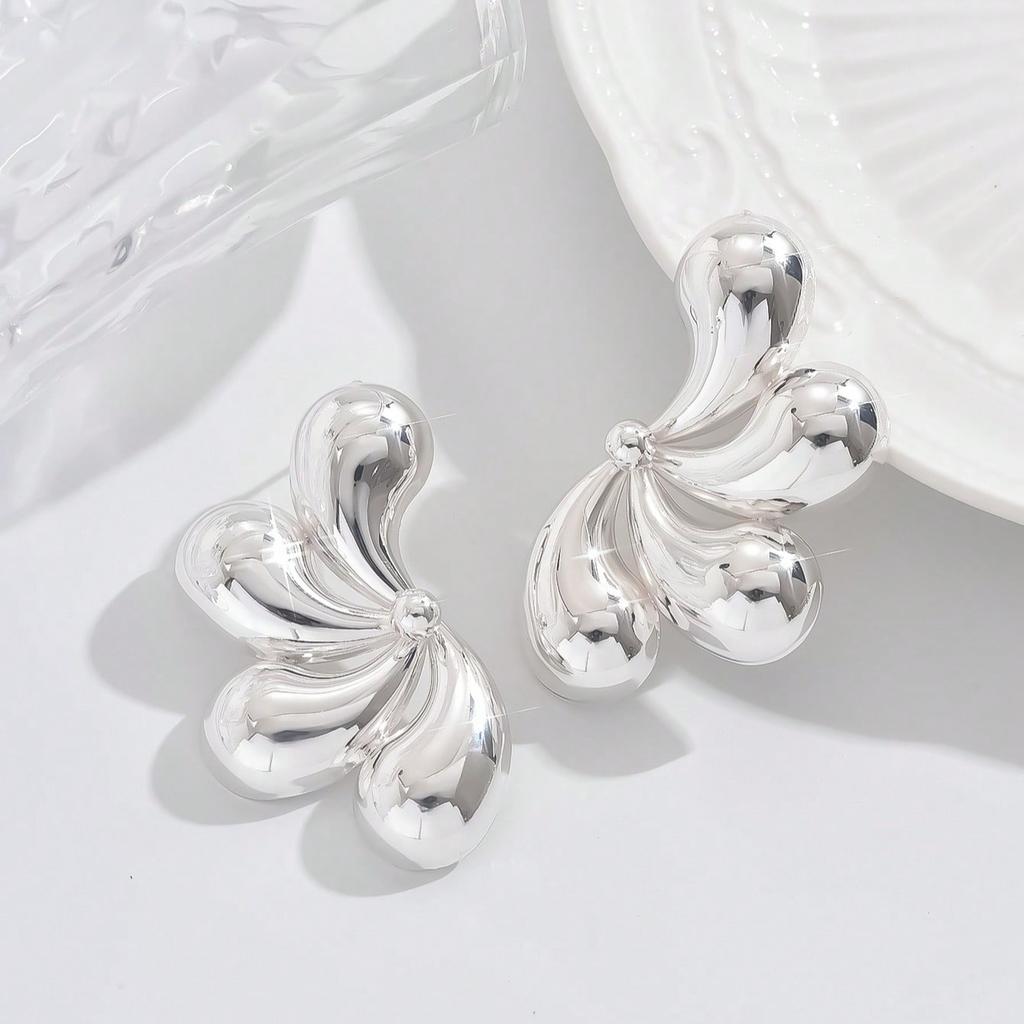 1 Pair Elegant Ocean-Style Spray Drip Stud Earrings, Featuring A Fascinating Design, Perfect Daily Wear To Enchanting Holiday Parties