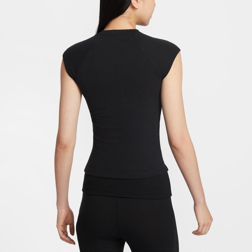 Nike Футболки женские черные с круглым вырезом умеренные IF0243-010