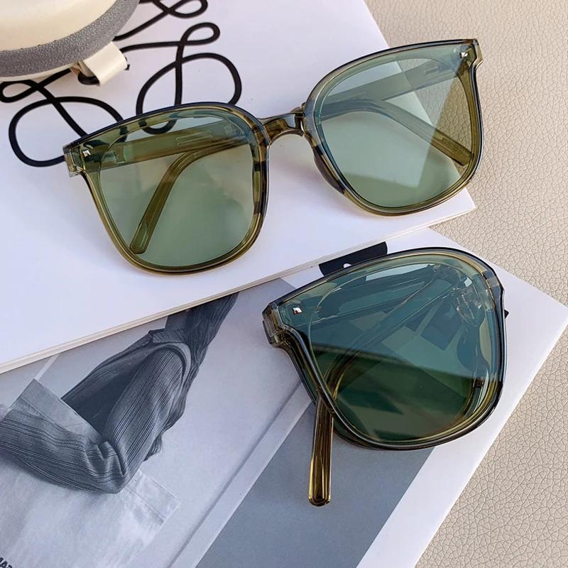 Fashion Luxury Folding Sunglasses Women Men Brand Designer Vintage Cat's Eye Sun Glasses Male Female Eyewear UV400