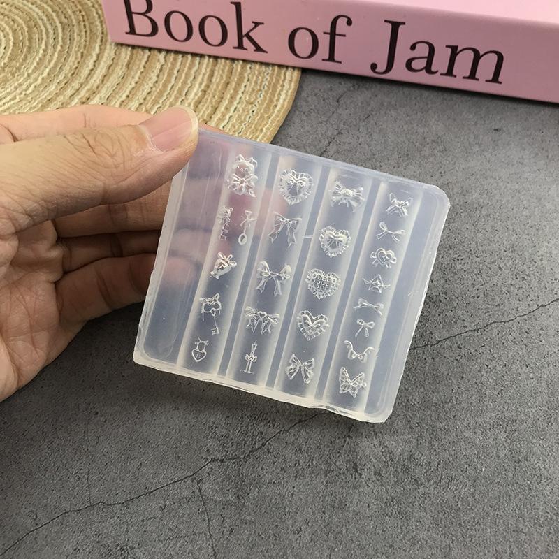 1 Piece Kawaii Butterfly Wing Silicone Nails Mold Reusable Templates Stamping 3D DIY Design Nail Art Parts Decorations Tools