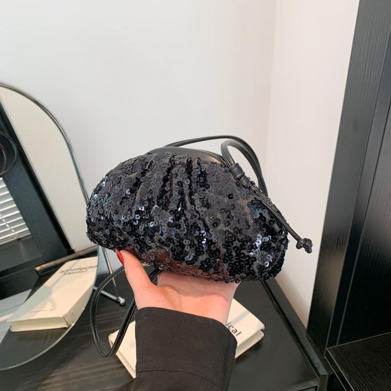 Shoulder Bag with Sparkling Sequin Frame Fashionable Crossbody Bag Super Cool High Quality for Women Simple and Versatile