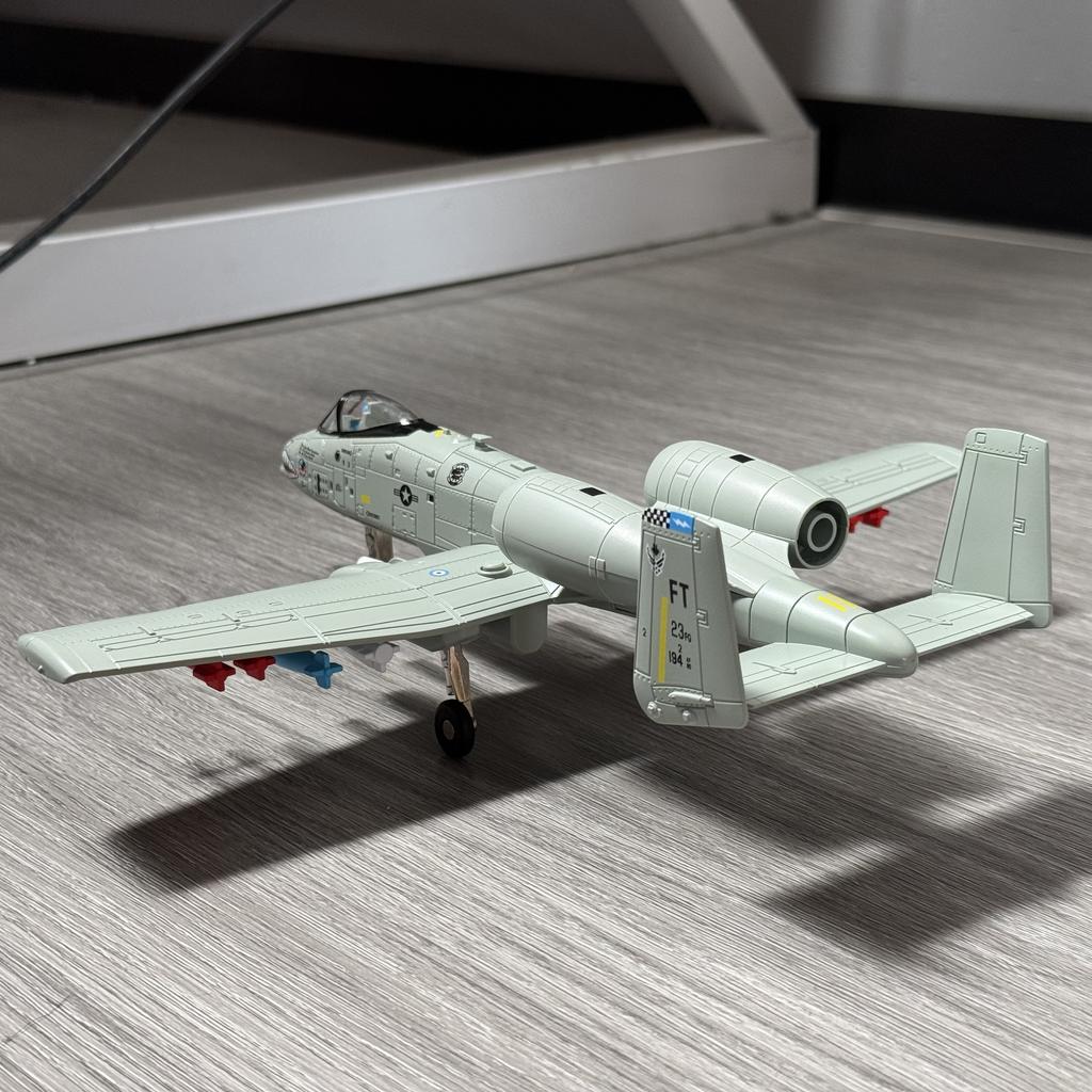 1/62 A-10 Thunderbolt II Warthog Самолет Сплав Металл Литой Модель Самолета Коллекция Любителей Украшения со Звуком и Светом Мальчики