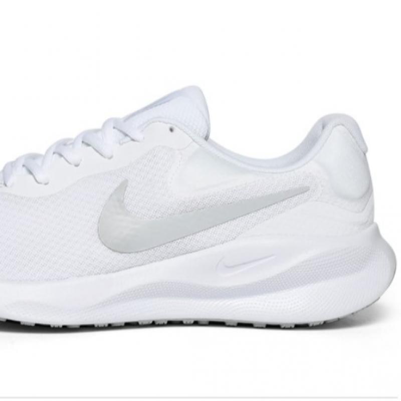 Nike Революция 7 Fb2207 100