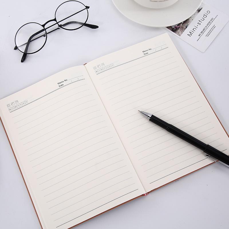 «Набор из фирменных деловых блокнотов формата А5 с мягкой обложкой и подарочной коробкой для блокнота формата В5»