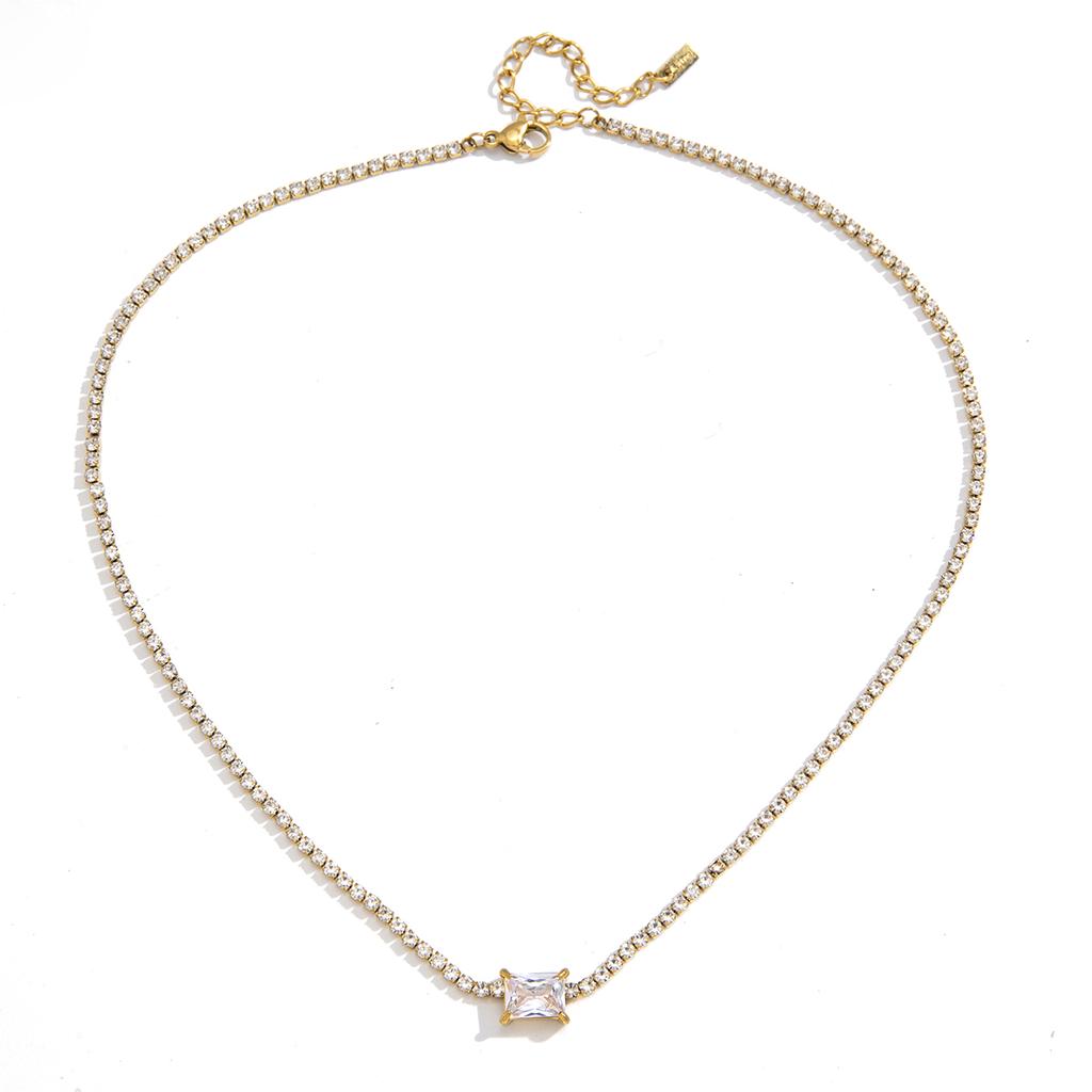 Yori Stainless Steel Golden PVD Zirconia Pendant Necklace Delicate Stainless Steel Daily Wear Arrivals Fashion Jewelry Gift